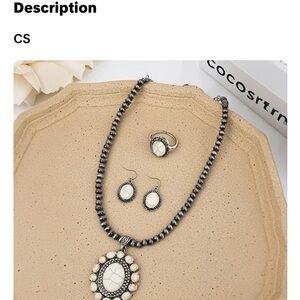 White and Silver Jewelry Set